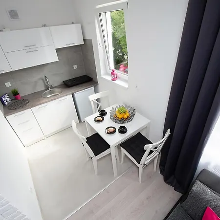 Blisko Zoo, Orientarium Oraz Atlas Areny Apartman *