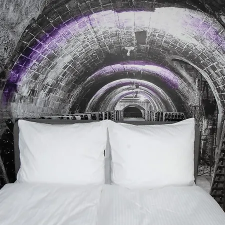 Blisko Zoo, Orientarium Oraz Atlas Areny *