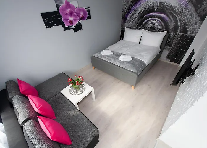 Blisko Zoo, Orientarium Oraz Atlas Areny *